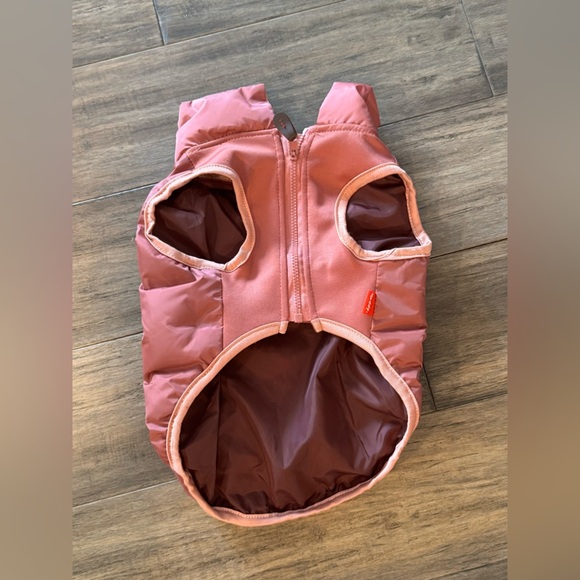 5/$25 Reddy Puffer Doggie Vest - Picture 2 of 3